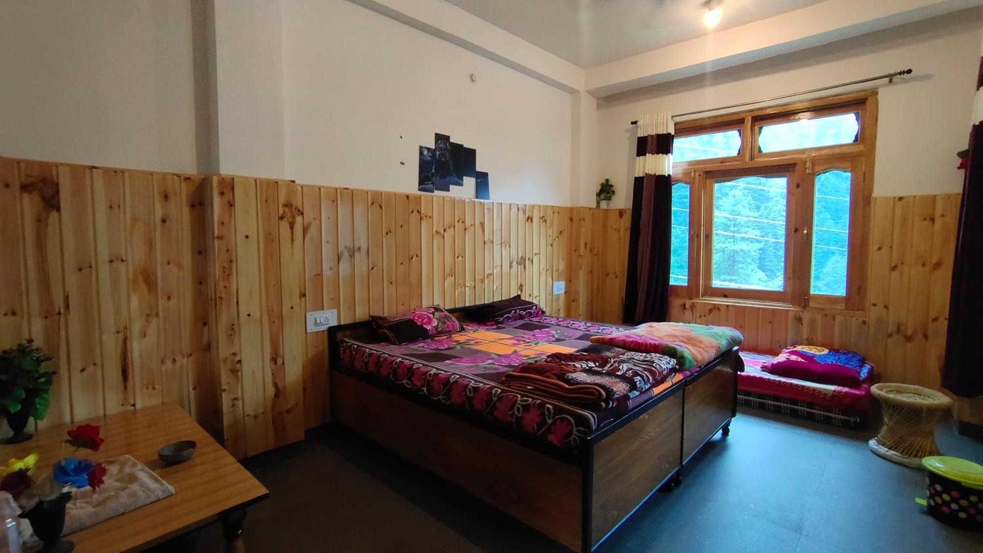 Snow View Guest House Касоль Номер фото