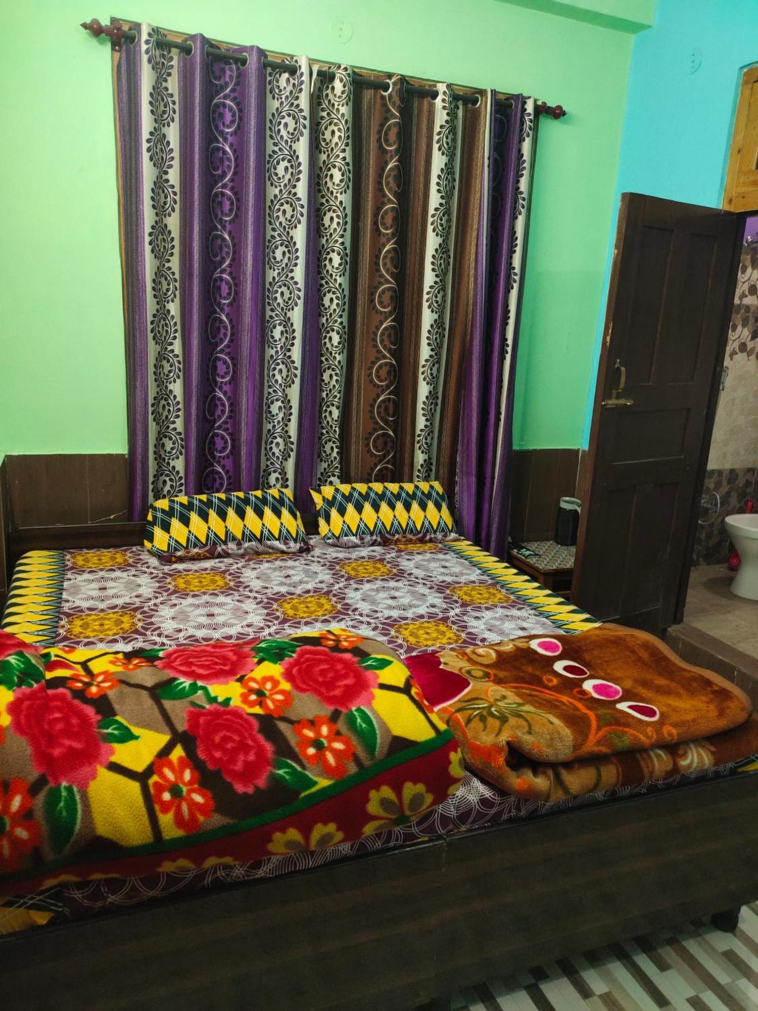 Snow View Guest House Касоль Номер фото